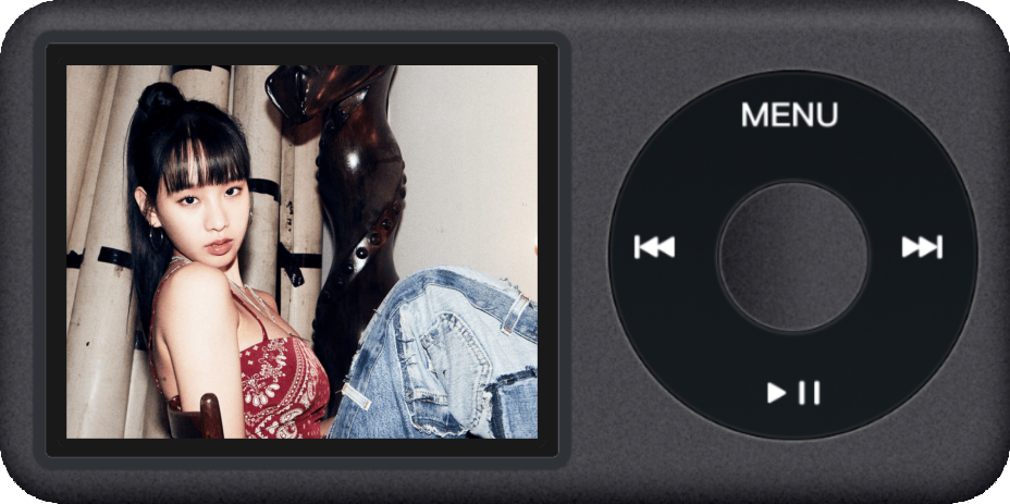 A photo of the girl group flo in a ipod